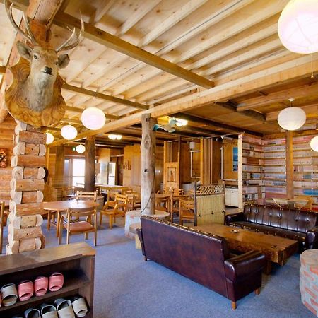 Clione Campground Hostel Shari Bagian luar foto