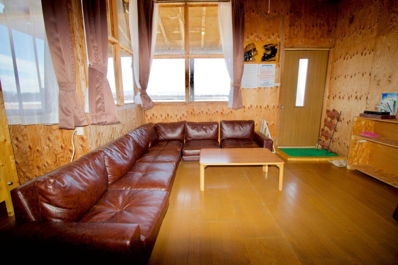 Clione Campground Hostel Shari Bagian luar foto